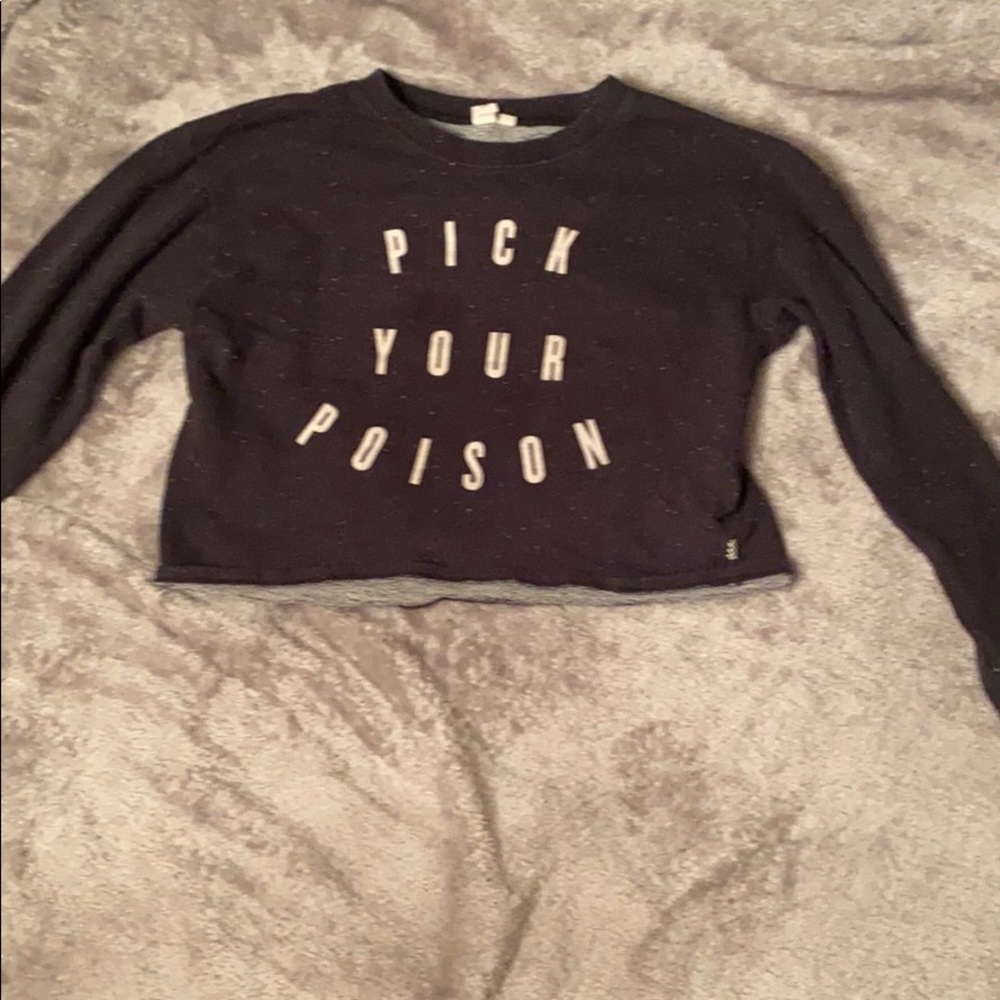 💓SALE💓Black and white Vans croptop sweater